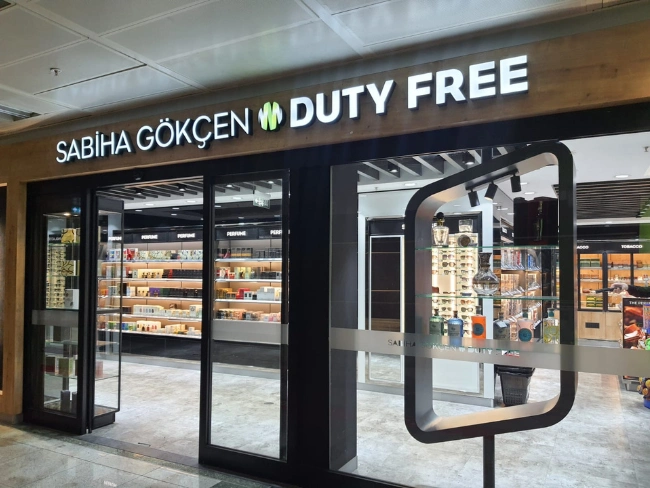 saw airport duty free